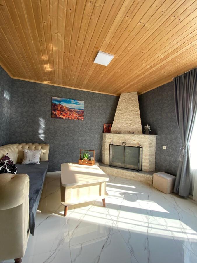 Buo'S Guest House Borzsomi Kültér fotó
